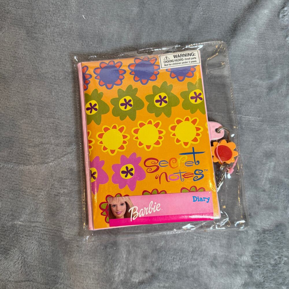 Barbie Secret Notes Diary Lock & Key Journal Floral 2004 Mattel FAO Schwarz